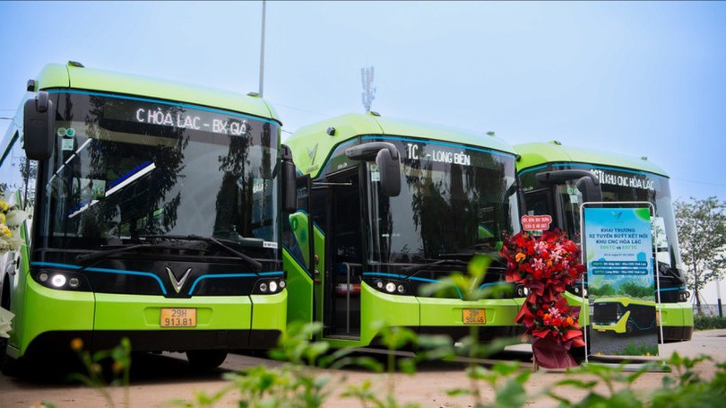 Mở hai tuyến buýt tăng cường đến Khu công nghệ cao Hòa Lạc