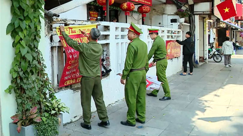 Công an phường Cửa Nam đảm bảo đường thông, hè thoáng