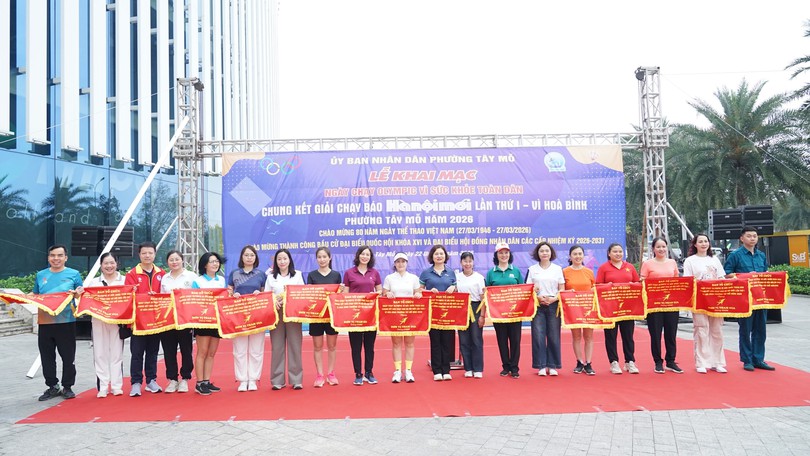 Tây Mỗ hưởng ứng Ngày chạy Olympic vì sức khỏe toàn dân