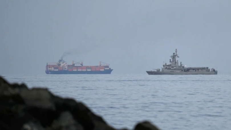 NATO tuyên bố có thể mở lại eo biển Hormuz