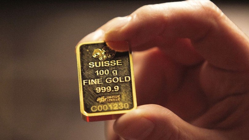 Giá vàng thế giới giảm xuống ngưỡng 4.300 USD/ounce