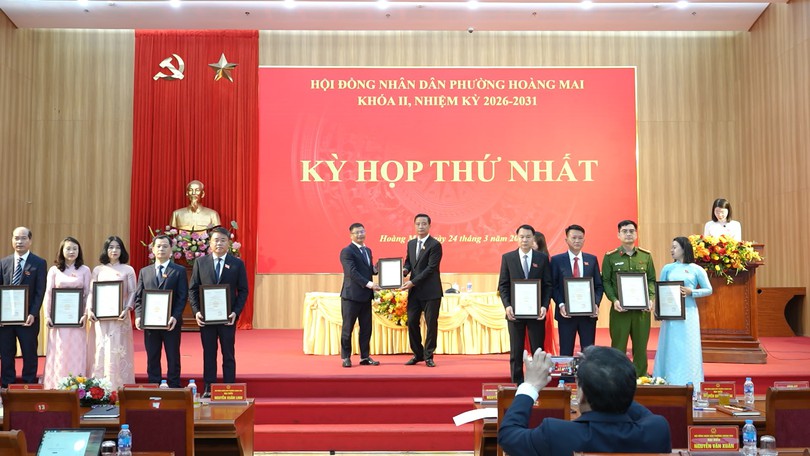 Kỳ họp thứ nhất HĐND phường Hoàng Mai khóa II