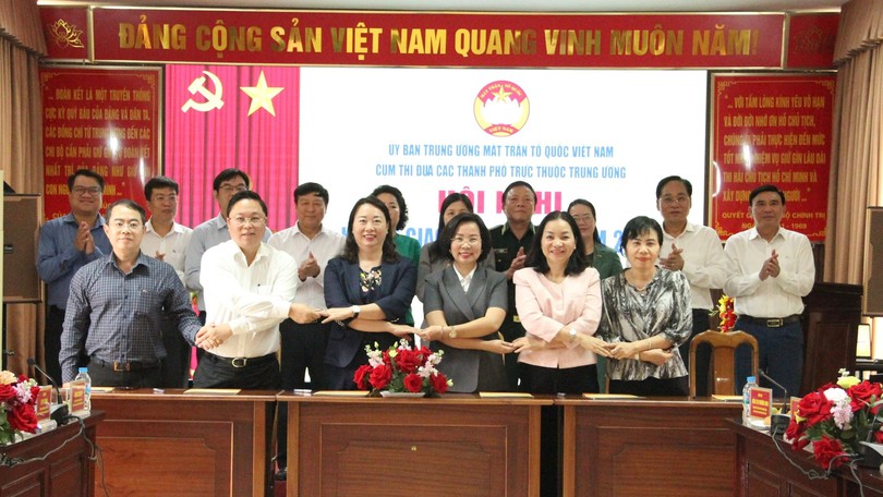 6 thành phố ký kết giao ước thi đua Mặt trận năm 2026