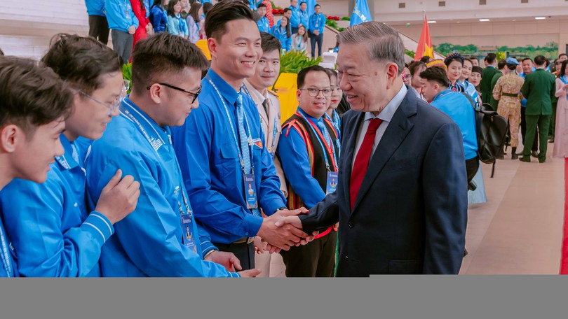 Tổ quốc cần ở thanh niên một tinh thần học tập suốt đời