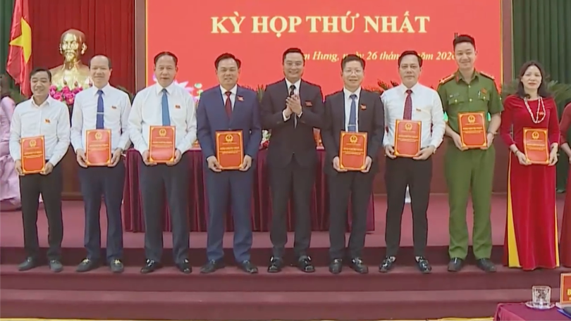 Ứng dụng công nghệ tại kỳ họp thứ nhất HĐND xã Tam Hưng