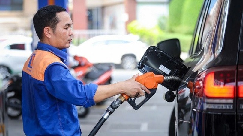 Chính phủ giảm thuế xăng dầu về 0% đến hết ngày 15/4