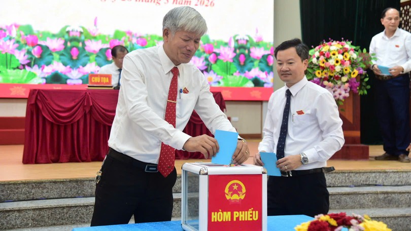 Kỳ họp thứ nhất HĐND xã Ứng Thiên: Kiện toàn nhân sự