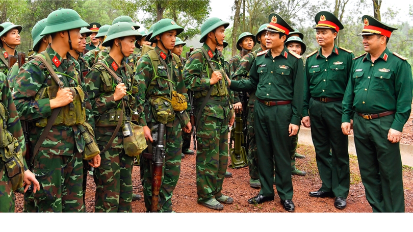 Nâng chế độ đãi ngộ với lực lượng công an, quân đội
