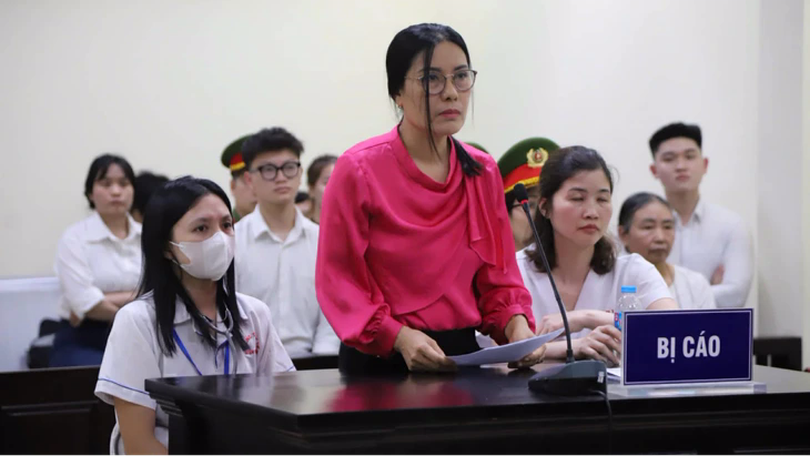Cựu Hiệu trưởng lạm thu tiền học thêm bị tuyên phạt 3 năm tù