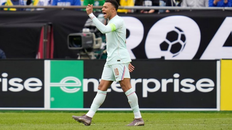 Kylian Mbappe hướng tới kỷ lục mới trong màu áo ĐTQG