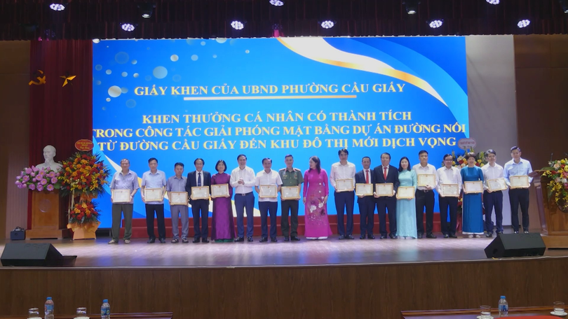 Phường Cầu Giấy tổng kết công tác bầu cử, thúc đẩy giải phóng mặt bằng