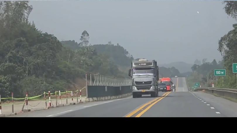 Đảm bảo ATGT khi mở rộng cao tốc Nội Bài - Lào Cai