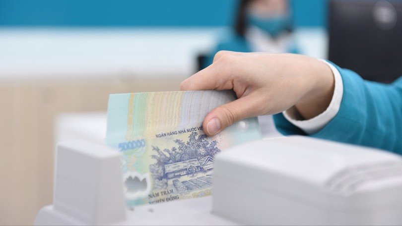 Loạt ngân hàng công bố giảm lãi suất