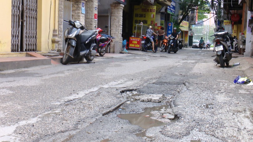 Hoàn trả mặt bằng ngõ 1194 đường Láng không đảm bảo, gây mất ATGT