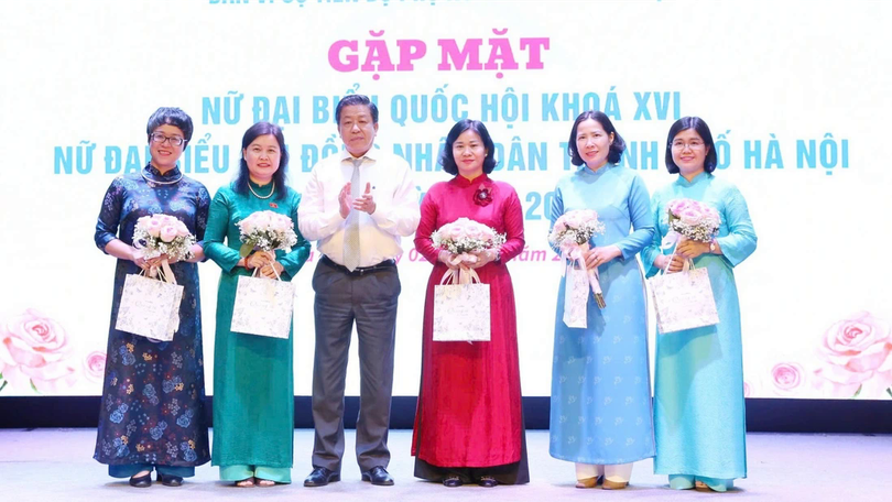 Tạo điều kiện để phụ nữ phát triển toàn diện