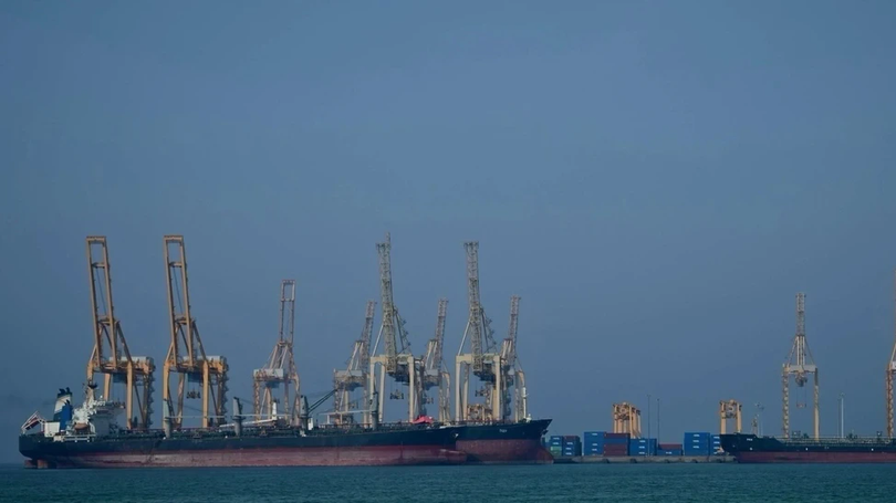 Mỹ bắt giữ tàu chở hàng treo cờ Iran tại Vịnh Oman