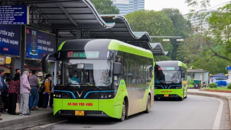 Sở Xây dựng Hà Nội đề xuất miễn phí vé xe buýt, tàu điện trên cao trong dịp lễ