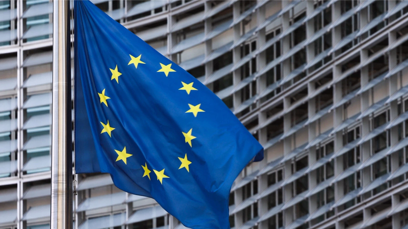 EU phê duyệt khoản vay hơn 100 tỷ USD cho Ukraine