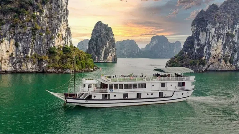 Thận trọng với chiêu trò mua tour du lịch giá rẻ