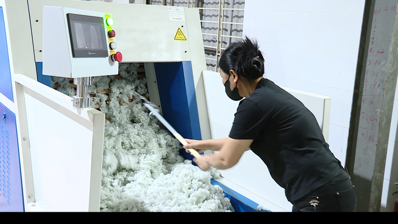 Còn nhiều hạn chế trong xử lý nước thải, rác thải ở xã Hát Môn