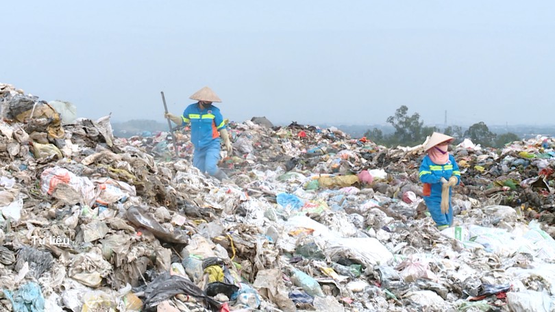 Áp lực về rác thải và thực trạng đáng lo ngại