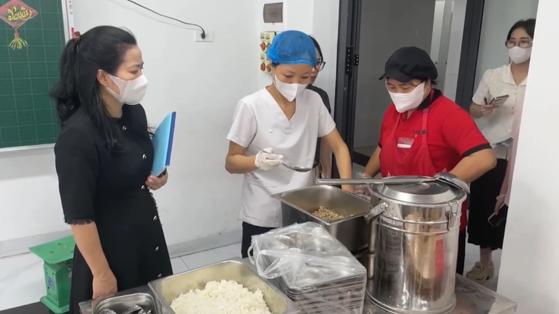 Phường Phú Thượng siết chặt an toàn thực phẩm học đường