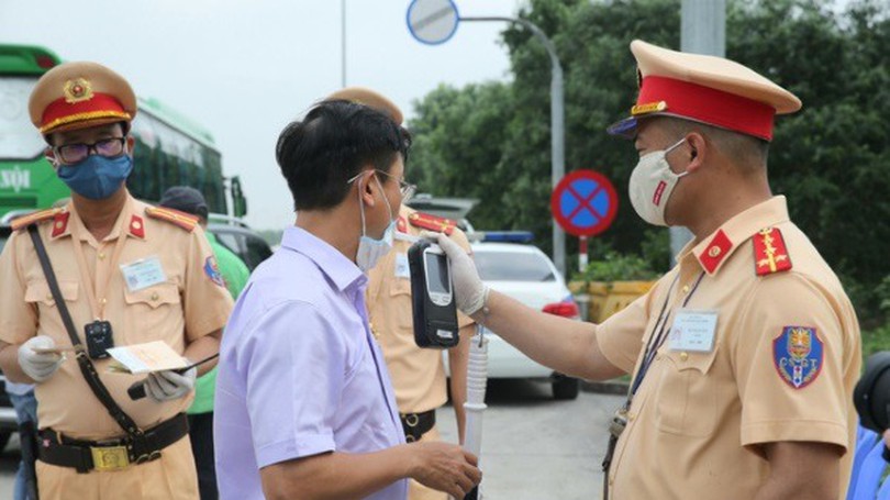 Siết chặt kiểm tra nồng độ cồn trước kỳ nghỉ lễ