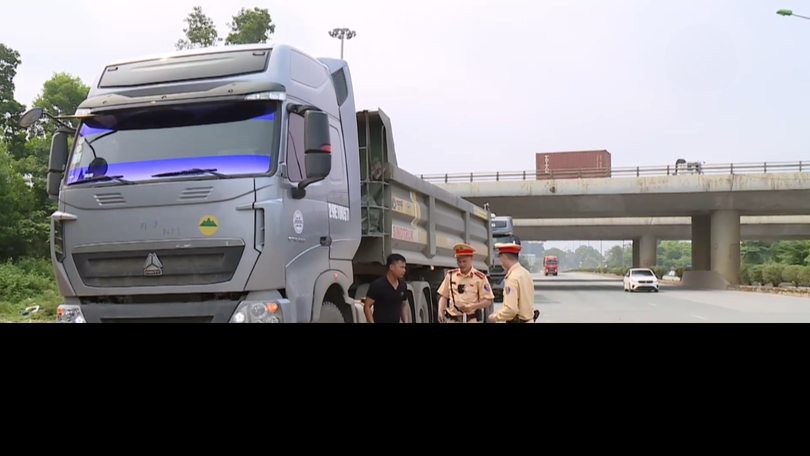 Siết chặt quản lý phương tiện vận tải, đảm bảo ATGT