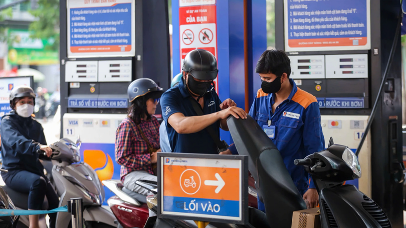 Giá xăng, dầu tăng nhẹ trước kỳ nghỉ lễ