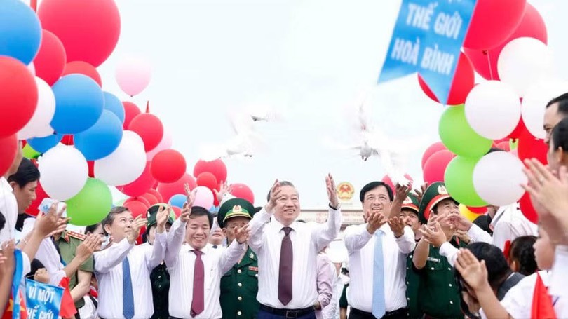Tổng Bí thư, Chủ tịch nước dự lễ thượng cờ 'Thống nhất non sông'