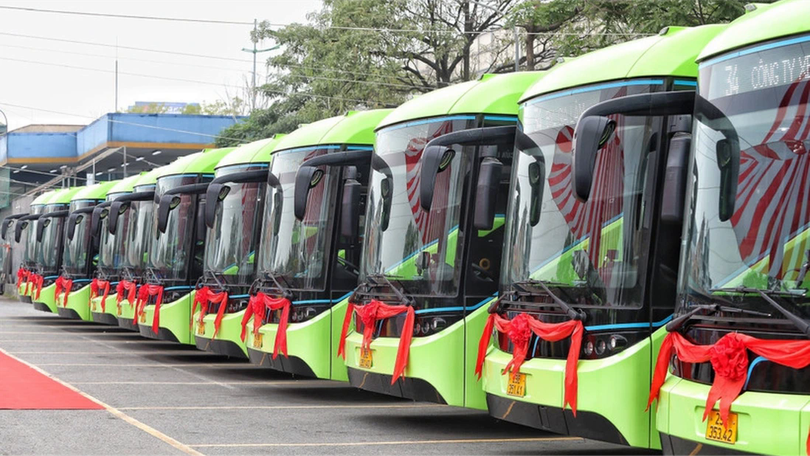 Hà Nội có thêm 10 tuyến xe buýt điện