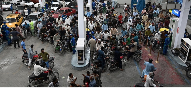 Pakistan công bố loạt biện áp ứng phó nhiên liệu tăng giá
