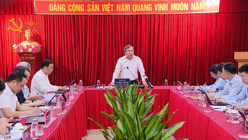 Cần bỏ tầng nấc trung gian trong phục vụ hành chính công