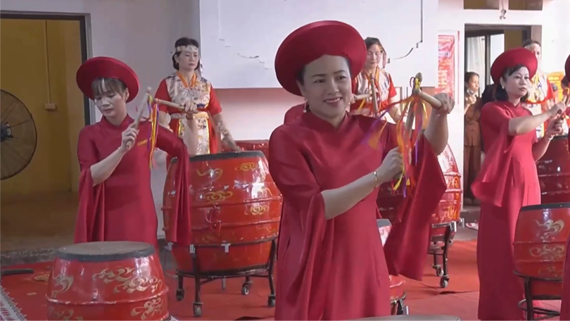 Lễ hội truyền thống đền Rõm