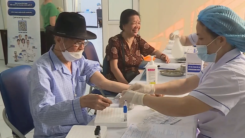 500 người cao tuổi được khám, tư vấn sức khỏe miễn phí