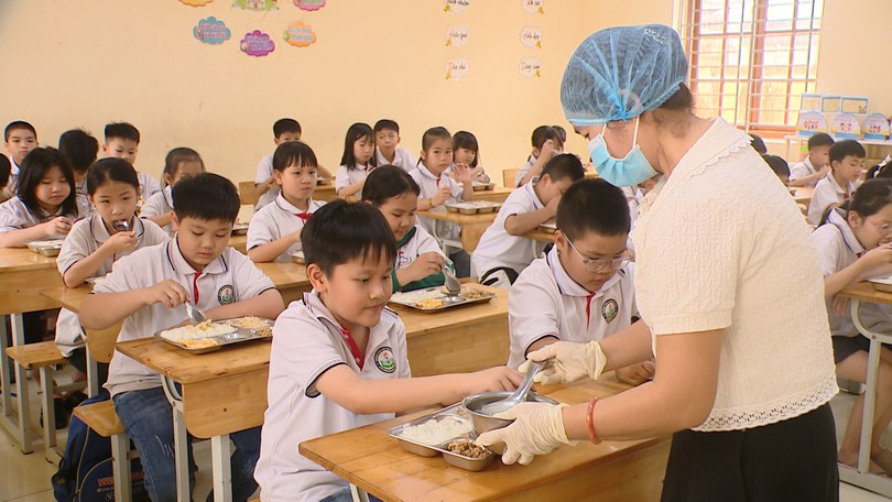 Xã Hồng Vân siết chặt an toàn bữa ăn bán trú