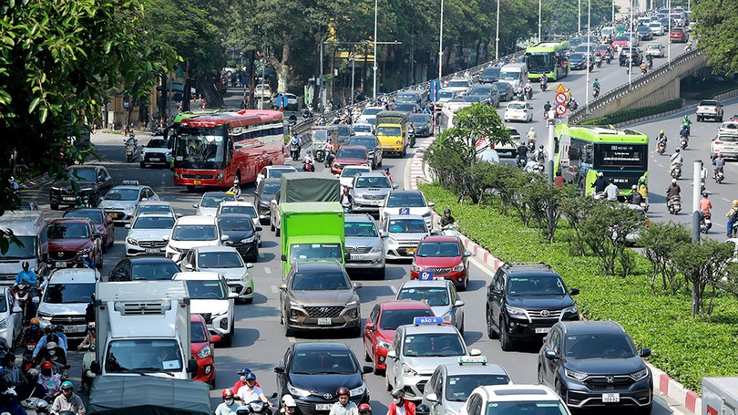 Thời tiết 9/4: Hà Nội tiếp tục nắng nóng, oi bức cả ngày