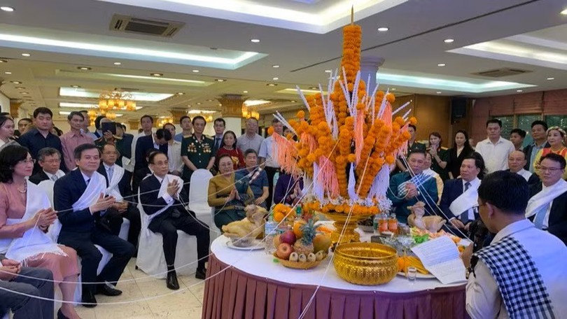 Tết cổ truyền Bunpimay của Lào tại Hà Nội