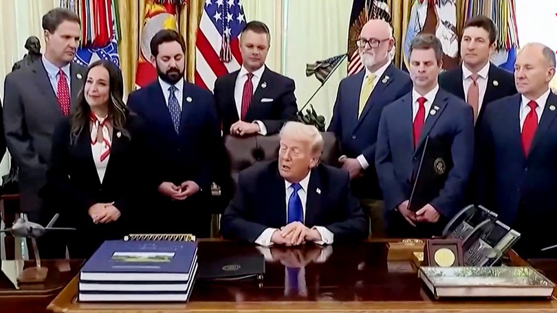Ông Trump cân nhắc rút quân khỏi Italy và Tây Ban Nha