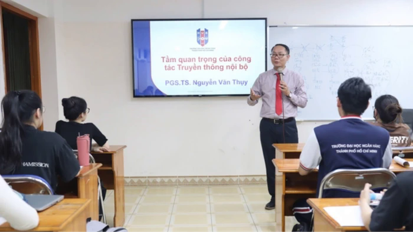 Siết chuẩn giảng viên trình độ tiến sĩ