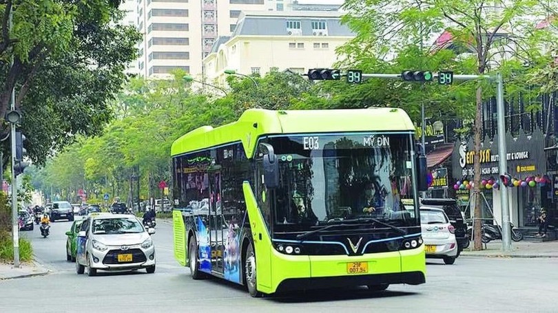 Hà Nội tăng tốc xanh hóa xe buýt