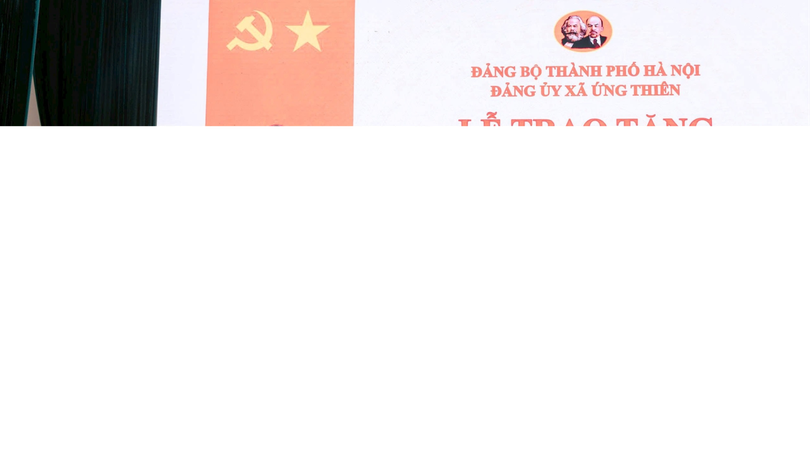 34 Đảng viên Đảng bộ xã Ứng Thiên nhận Huy hiệu Đảng