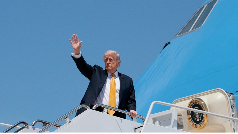 Tổng thống Mỹ Donald Trump lên đường thăm Trung Quốc