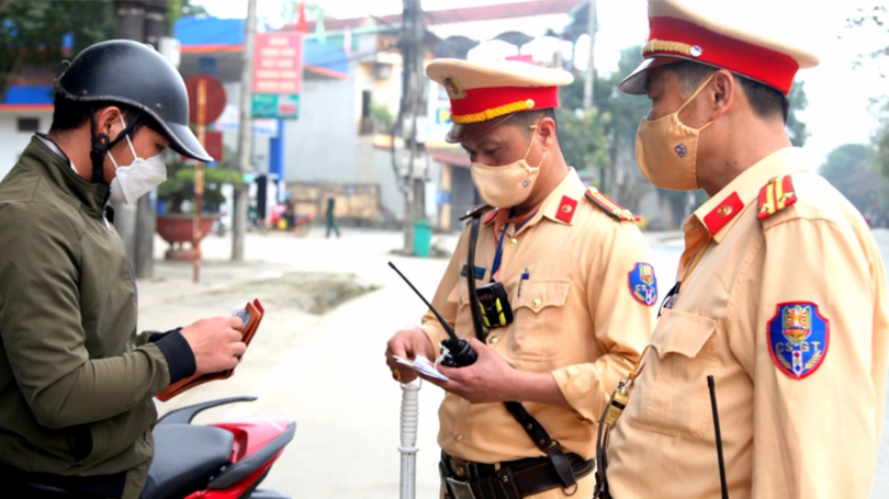 Bãi bỏ Nghị định 100 về xử phạt vi phạm giao thông