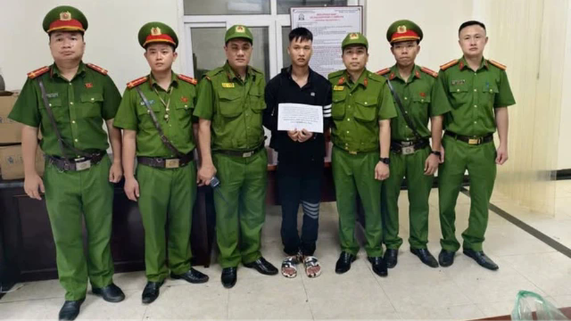 Tóm gọn đối tượng cướp tiệm vàng trên phố Vọng