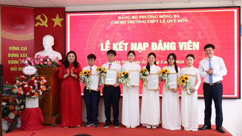 Phường Đống Đa chú trọng phát triển Đảng trong học sinh THPT