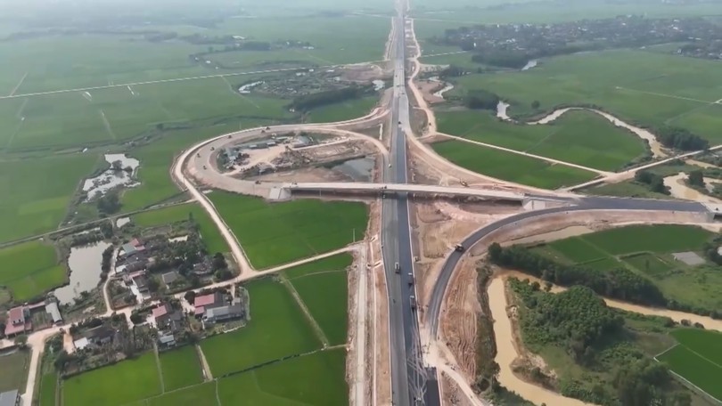 Đề xuất đầu tư xây dựng hơn 30km cao tốc Bắc-Nam phía Tây