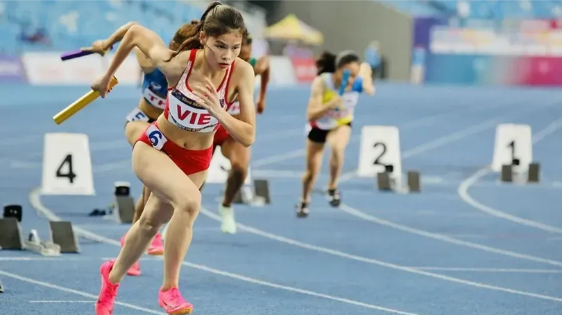Đội điền kinh tiếp sức 4x400m nữ hướng tới giải châu Á