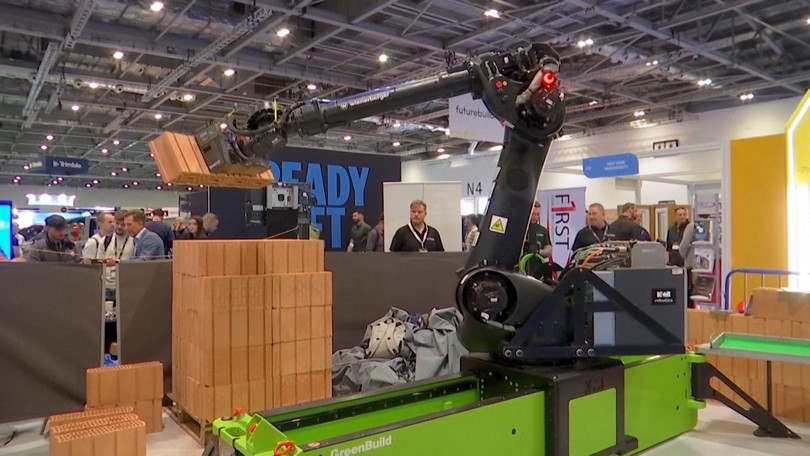Robot thợ xây giúp giải quyết tình trạng thiếu hụt lao động