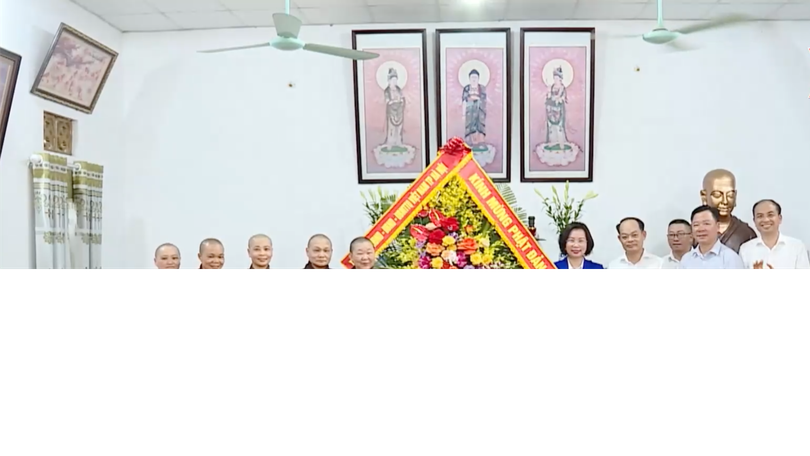 Chủ tịch Ủy ban MTTQ Việt Nam TP Hà Nội chúc mừng Đại lễ Phật đản 2026